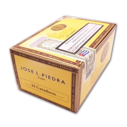 Jose L Piedra Cazadores Cigar - Bundle of 25